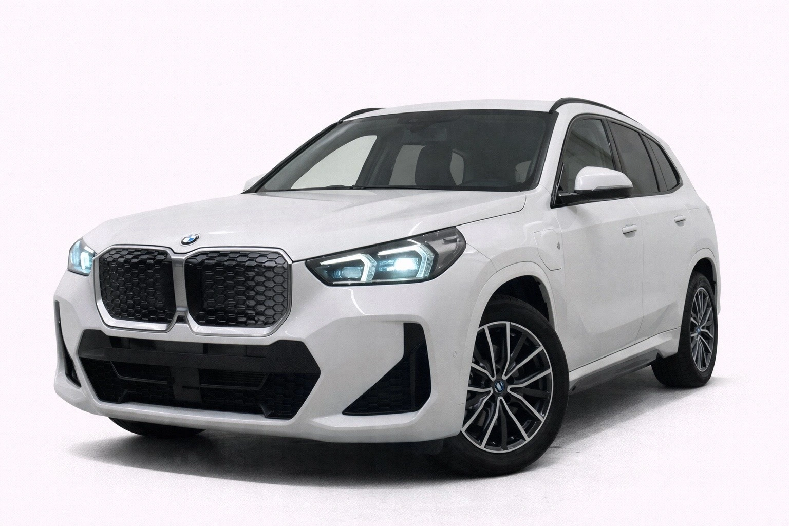 2025 BMW iX1 E DRIVE 20 M SPORT